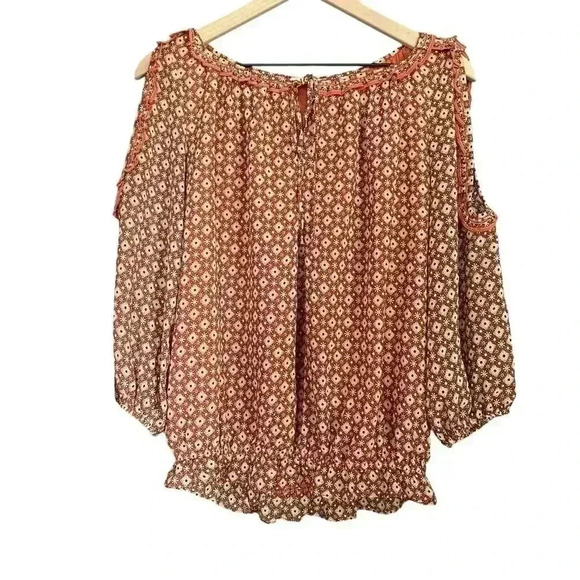 Floral Print Open Shoulder Blouse - Picture 1 of 8